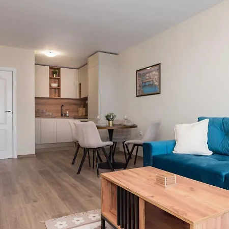 Sea-breeze Retreat Zerini Apartamento *