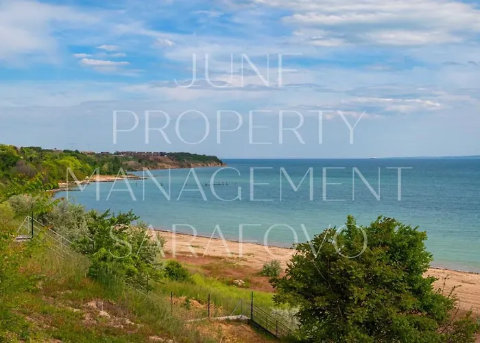 Sea-breeze Retreat Zerini Apartament *