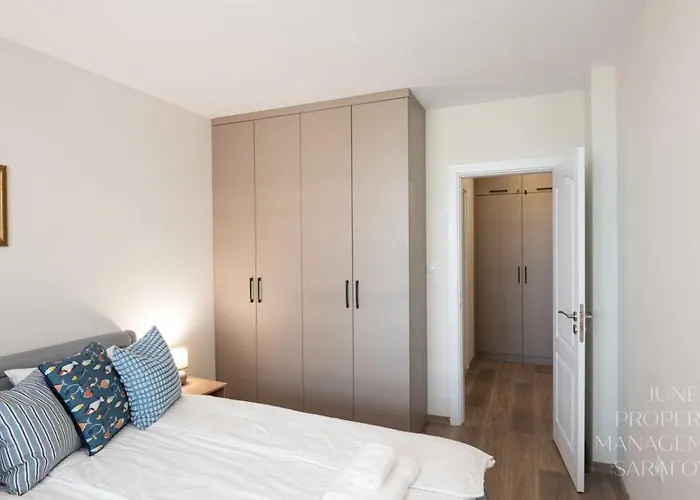 Sea-breeze Retreat Zerini Apartament